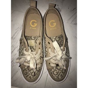GUESS shoes sz 8 1/2